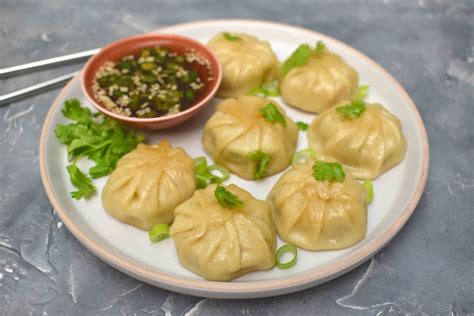  Shaomai van Anyang: Umami-rijke dumplings gevuld met sappige vulling en een knapperig mondgevoel!